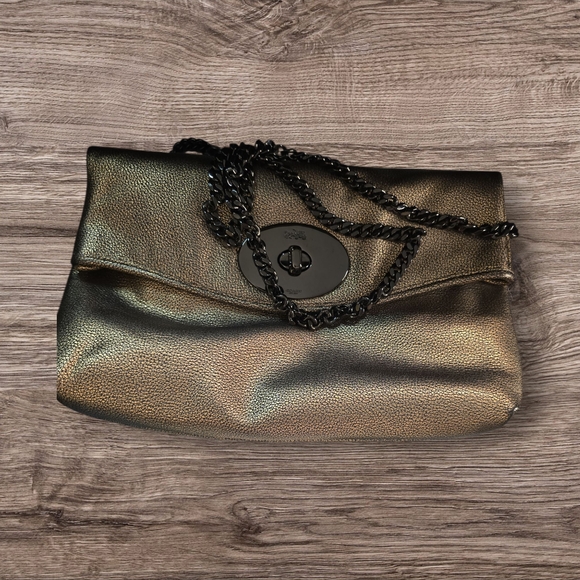 Coach✨️ Elegant Gold Chain Shoulder Bag - Picture 1 of 3